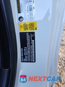 Zdjęcie 12 z 14 samochodu: 2015 BMW M4 VIN:WBS3R9C54FK332866 - miniatura