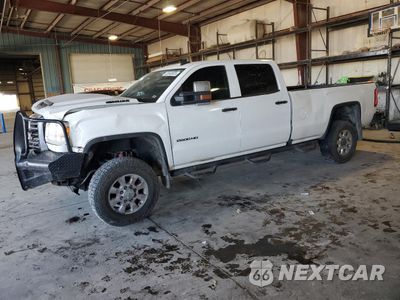 2017 GMC 2500 HD 1GT12REY5HF160059 - główne zdjęcie licytacji z USA - miniatura
