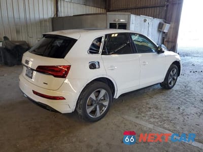 Trzecie zdjęcie samochodu z tyłu: 2025 AUDI Q5 PREMIUM 40 VIN:WA1ABAFY8S2016594 - miniatura