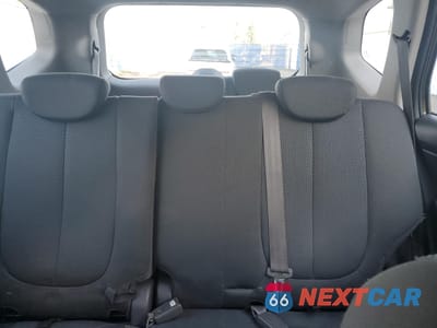 Zdjęcie 10 z 14 samochodu: 2012 KIA RONDO VIN:KNAHH8C88C7398952 - miniatura