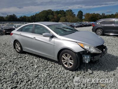 Czwarte zdjęcie samochodu z boku: 2013 HYUNDAI SONATA GLS VIN:5NPEB4AC2DH751657 - miniatura