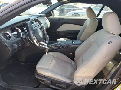 Zdjęcie 7 z 12 samochodu: 2012 FORD MUSTANG VIN:1ZVBP8EMXC5201522 - miniatura