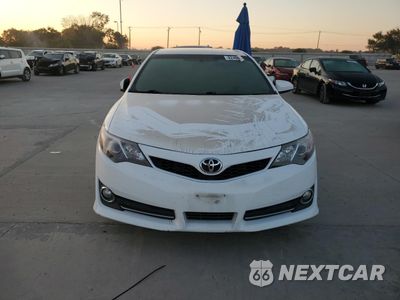 Piąte zdjęcie samochodu w środku: 2014 TOYOTA CAMRY L VIN:4T1BF1FK7EU777776 - miniatura