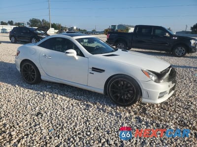 Czwarte zdjęcie samochodu z boku: 2015 MERCEDES-BENZ SLK 250 VIN:WDDPK4HA6FF109653 - miniatura