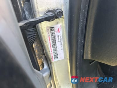 Zdjęcie 12 z 15 samochodu: 2005 HYUNDAI SONATA GLS VIN:KMHWF35H95A106663 - miniatura