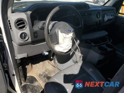 Zdjęcie 8 z 15 samochodu: 2011 FORD ECONOLINE E150 VAN VIN:1FTNE1EW8BDA94425 - miniatura