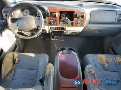 Zdjęcie 8 z 12 samochodu: 2006 FORD F350 SRW SUPER DUTY VIN:1FTWW31P96ED79677 - miniatura