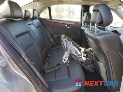 Zdjęcie 10 z 13 samochodu: 2010 MERCEDES-BENZ E 350 VIN:WDDHF5GBXAA205008 - miniatura