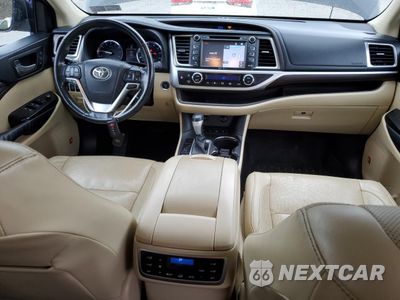 Zdjęcie 8 z 13 samochodu: 2014 TOYOTA HIGHLANDER LIMITED VIN:5TDDKRFH1ES041738 - miniatura