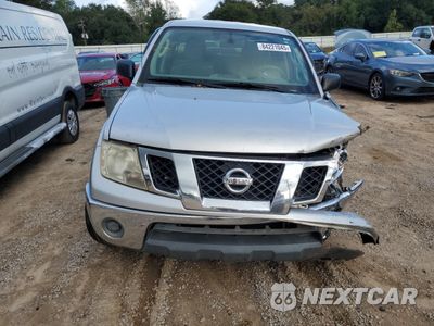 Piąte zdjęcie samochodu w środku: 2010 NISSAN FRONTIER CREW CAB SE VIN:1N6AD0ER5AC437652 - miniatura