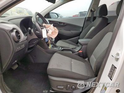 Zdjęcie 7 z 12 samochodu: 2018 HYUNDAI KONA SEL VIN:KM8K62AAXJU128682 - miniatura
