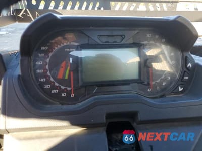 Zdjęcie 8 z 10 samochodu: 2022 POLARIS RANGER XP 1000 UTILITY VEHICLE VIN:4XARRB99XN8071989 - miniatura
