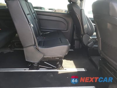 Zdjęcie 11 z 14 samochodu: 2017 MERCEDES-BENZ METRIS VIN:WD4PG2EE3H3302540 - miniatura
