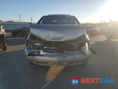 Piąte zdjęcie samochodu w środku: 2000 TOYOTA SIENNA LE VIN:4T3ZF13C6YU279558 - miniatura