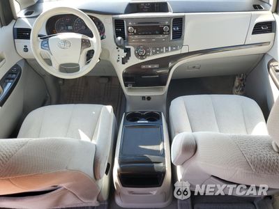 Zdjęcie 8 z 13 samochodu: 2014 TOYOTA SIENNA LE VIN:5TDKK3DC4ES501132 - miniatura