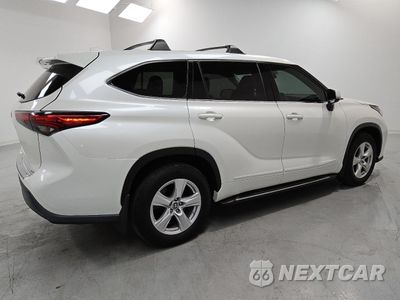 Trzecie zdjęcie samochodu z tyłu: 2021 TOYOTA HIGHLANDER L VIN:5TDCZRBH2MS538258 - miniatura