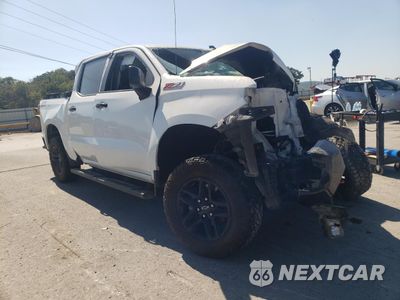 Czwarte zdjęcie samochodu z boku: 2021 CHEVROLET SILVERADO K1500 LT TRAIL BOSS VIN:1GCPYFED9MZ389955 - miniatura