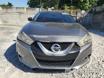 Piąte zdjęcie samochodu w środku: 2017 NISSAN MAXIMA 3.5S VIN:1N4AA6AP2HC449194 - miniatura