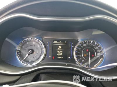 Zdjęcie 17 z 24 samochodu: 2015 CHRYSLER 200 LIMITED VIN:1C3CCCAB4FN546208 - miniatura