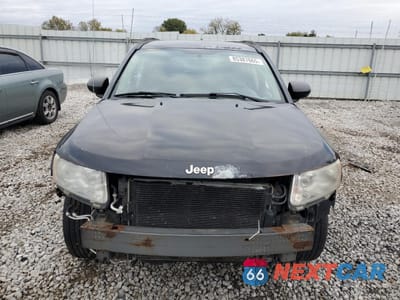Piąte zdjęcie samochodu w środku: 2012 JEEP COMPASS SPORT VIN:1C4NJDBB3CD635414 - miniatura
