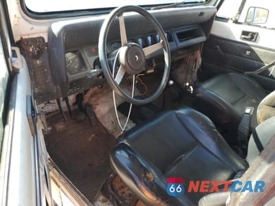 Zdjęcie 8 z 14 samochodu: 1992 JEEP WRANGLER / YJ S VIN:2J4FY19P7NJ552349 - miniatura