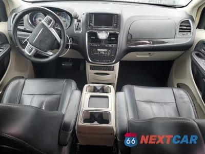 Zdjęcie 8 z 14 samochodu: 2011 CHRYSLER TOWN & COUNTRY TOURING L VIN:2A4RR8DG5BR721873 - miniatura