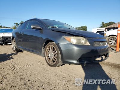 Czwarte zdjęcie samochodu z boku: 2007 TOYOTA SCION TC VIN:JTKDE167870205582 - miniatura