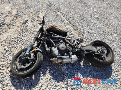 Trzecie zdjęcie samochodu z tyłu: 2021 KTM 1290 SUPER DUKE R VIN:VBKV3940XMM934773 - miniatura