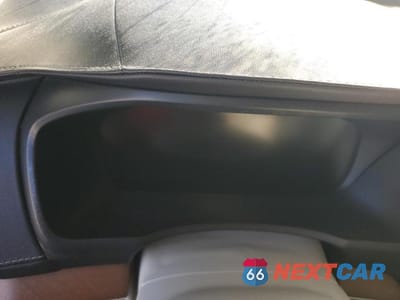 Zdjęcie 9 z 13 samochodu: 2017 VOLVO XC90 T6 VIN:YV4A22PL1H1181493 - miniatura