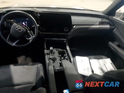 Zdjęcie 8 z 12 samochodu: 2024 LEXUS TX 350 BASE VIN:5TDAAAB68RS006518 - miniatura