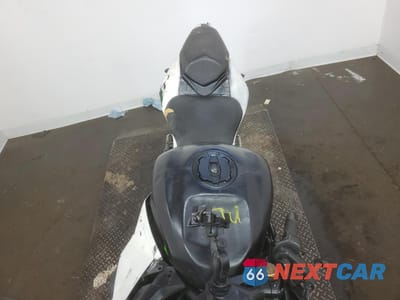 Piąte zdjęcie samochodu w środku: 2023 KAWASAKI ZX400 S VIN:ML5ZXCS1XPDA01277 - miniatura