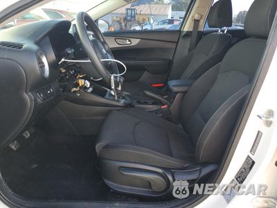 Zdjęcie 7 z 13 samochodu: 2019 KIA FORTE FE VIN:3KPF24ADXKE064067 - miniatura