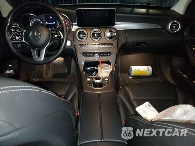 Zdjęcie 8 z 12 samochodu: 2019 MERCEDES-BENZ C 300 VIN:WDDWF8DB3KR463032 - miniatura