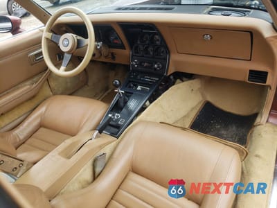 Zdjęcie 8 z 12 samochodu: 1981 CHEVROLET CORVETTE VIN:1G1AY8765B5105539 - miniatura