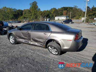 Drugie zdjęcie samochodu z przodu: 2011 CHEVROLET MALIBU LS VIN:1G1ZB5E16BF345946 - miniatura