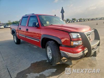 Czwarte zdjęcie samochodu z boku: 2006 CHEVROLET SILVERADO K1500 VIN:2GCEK13T061179438 - miniatura