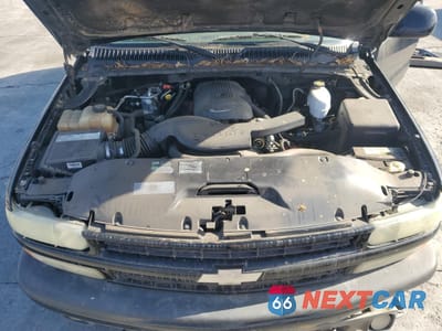 Zdjęcie 12 z 13 samochodu: 2004 CHEVROLET TAHOE K1500 VIN:1GNEK13T04R150193 - miniatura