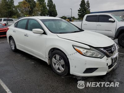 Czwarte zdjęcie samochodu z boku: 2016 NISSAN ALTIMA 2.5 VIN:1N4AL3AP8GC285814 - miniatura