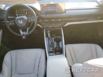 Zdjęcie 8 z 13 samochodu: 2023 HONDA ACCORD TOURING HYBRID VIN:1HGCY2F85PA068573 - miniatura