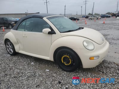Czwarte zdjęcie samochodu z boku: 2004 VOLKSWAGEN NEW BEETLE GLS VIN:3VWCD31Y14M344928 - miniatura