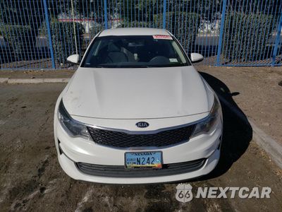 Piąte zdjęcie samochodu w środku: 2017 KIA OPTIMA LX VIN:5XXGT4L32HG165125 - miniatura