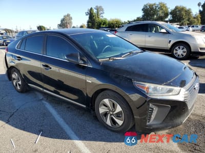 Czwarte zdjęcie samochodu z boku: 2018 HYUNDAI IONIQ SEL VIN:KMHC75LC7JU065848 - miniatura
