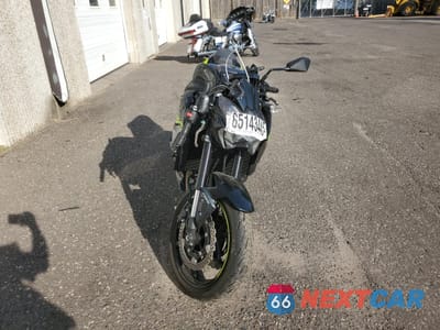 Drugie zdjęcie samochodu z przodu: 2020 KAWASAKI ZR900 F VIN:ML5ZRDF17LDA38520 - miniatura
