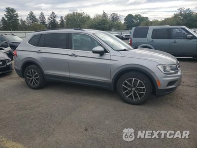 Czwarte zdjęcie samochodu z boku: 2021 VOLKSWAGEN TIGUAN SE VIN:3VV2B7AX3MM143455 - miniatura