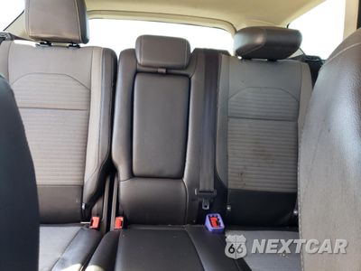 Zdjęcie 10 z 13 samochodu: 2017 FORD ESCAPE TITANIUM VIN:1FMCU0J91HUB26138 - miniatura