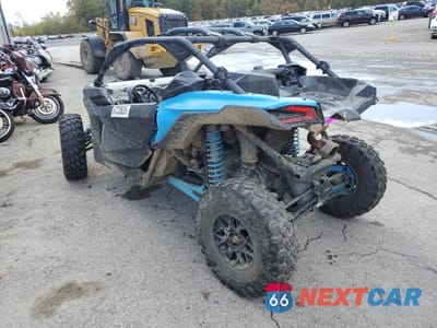 Trzecie zdjęcie samochodu z tyłu: 2022 CANAM MAVERICK X3 DS TURBO - DUNE BUGGY VIN:3JBVGAY44NE001121 - miniatura