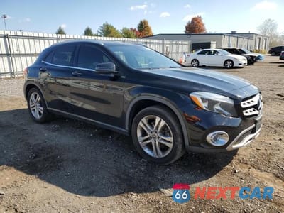 Czwarte zdjęcie samochodu z boku: 2018 MERCEDES-BENZ GLA 250 4MATIC VIN:WDCTG4GB4JJ442941 - miniatura