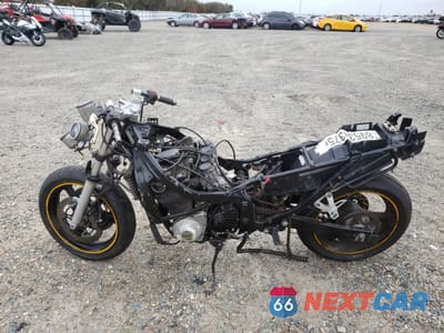 Trzecie zdjęcie samochodu z tyłu: 2003 SUZUKI GSX600 F VIN:JS1GN79A532101350 - miniatura