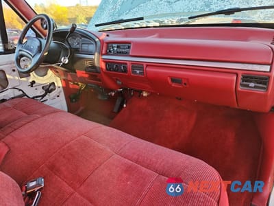 Zdjęcie 8 z 13 samochodu: 1992 FORD F250 VIN:2FTHF25G6NCA02628 - miniatura