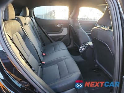 Zdjęcie 10 z 12 samochodu: 2023 POLESTAR 2 VIN:YSMEG3KA2PL145319 - miniatura